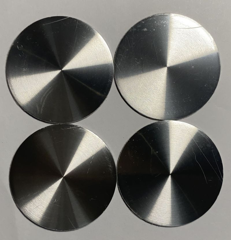 Этикетки на диски (метал)  диам. 56,5мм.  "один цвет" серебро  (4 шт.)