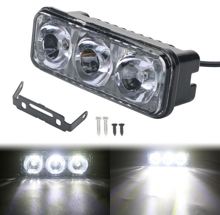 Ходовые огни  SOLAR  3 SMD  85*37*30мм  (режим стробоскопа) белый