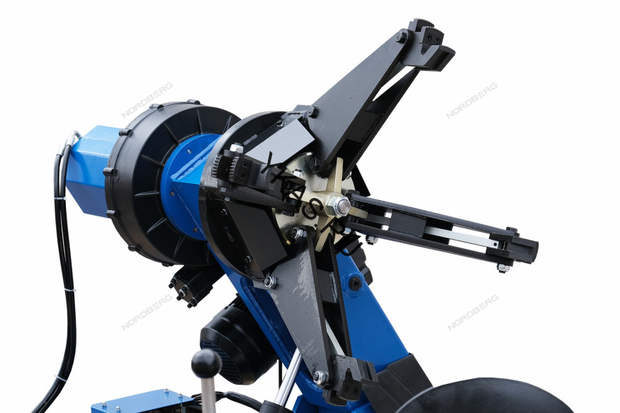 Шиномонтажный станок для грузовых авто NORDBERG 46TRK