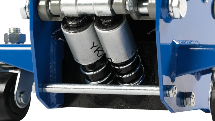 Домкрат подкатной NORDBERG N32030 с резиновой насадкой