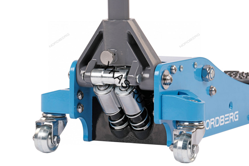 Облегченный алюминиевый домкрат NORDBERG N32021E (2 тонны)