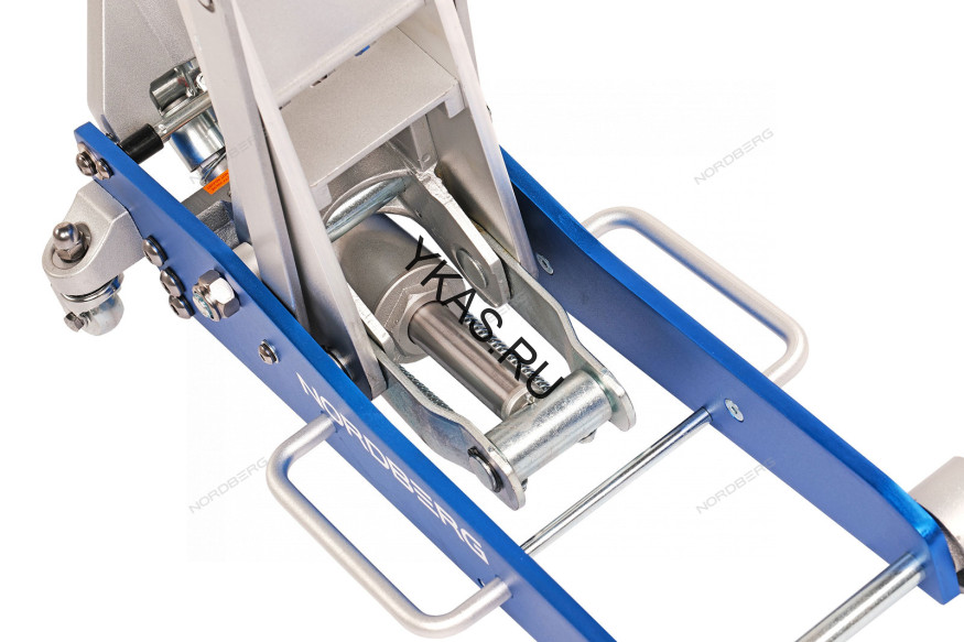 Облегченный алюминиевый домкрат NORDBERG N32030N (3 тонны)