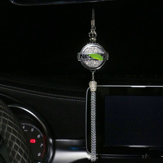 Подвески на зеркало заднего вида для освежителя Nissan