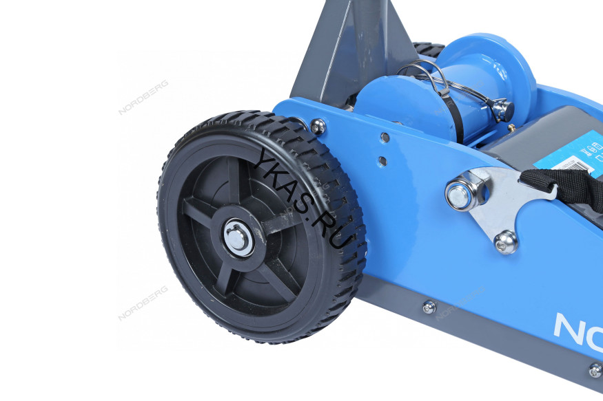 Домкрат подкатной NORDBERG N32031N c большими колесами