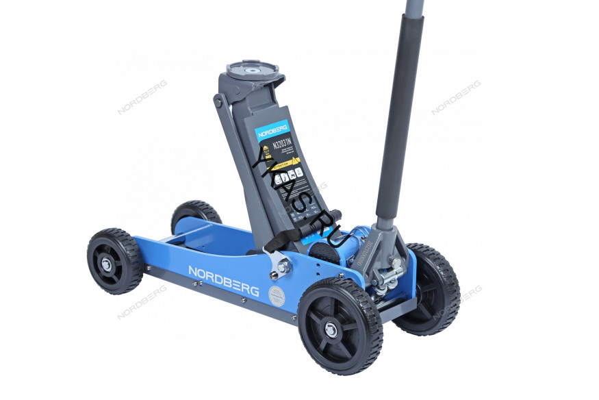 Домкрат подкатной NORDBERG N32031N c большими колесами