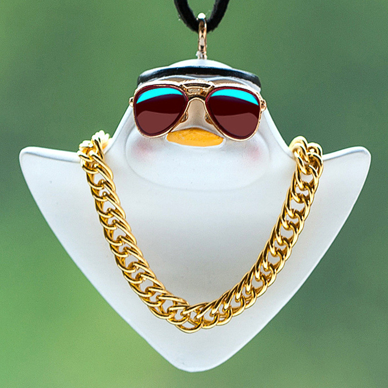 Подвески на зеркало заднего вида Утка белая