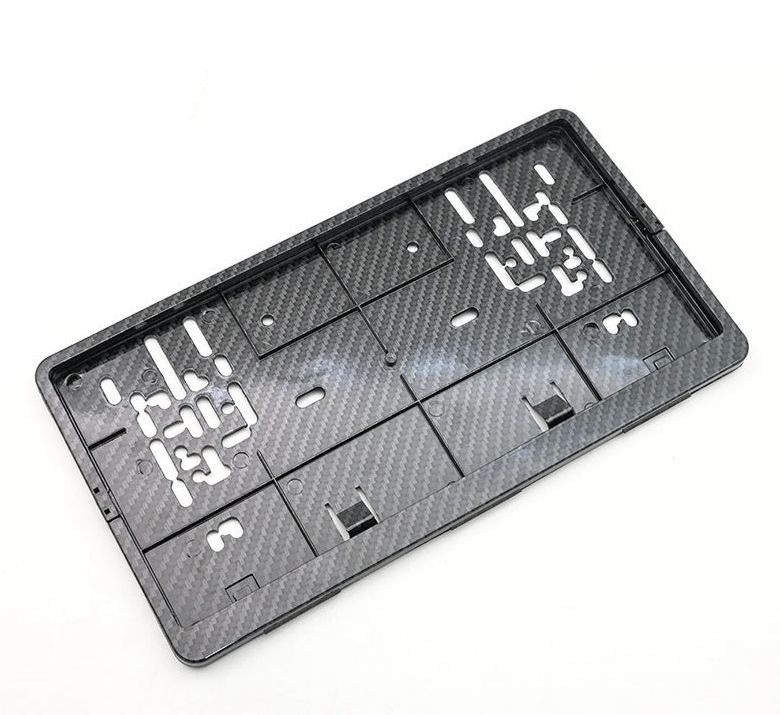 Рамка номера пластик  карбон, формат квадрат (книжка)