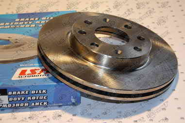 LSA Диск тормозной 2110 13"