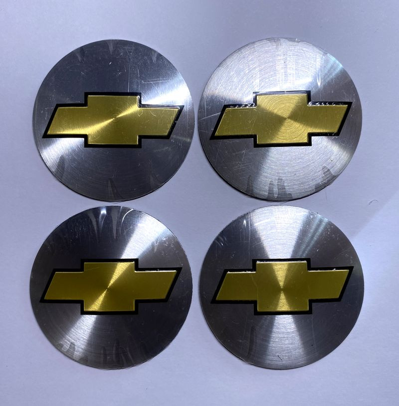 Этикетки на диски (метал)  диам. 56,5мм.  "CHEVROLET" серебро  (4 шт.)
