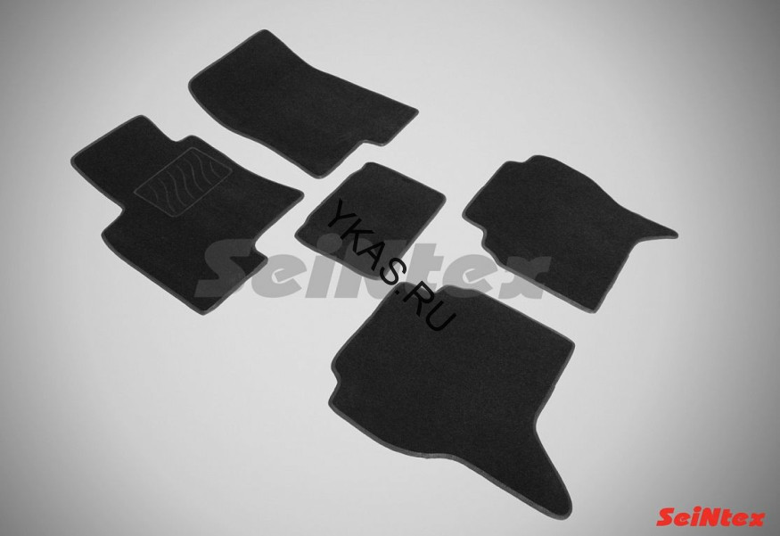 Коврики текстильн. Mitsubishi Pagero IV 2007-2015г.  /компл.5шт./осн.резин./ LUX