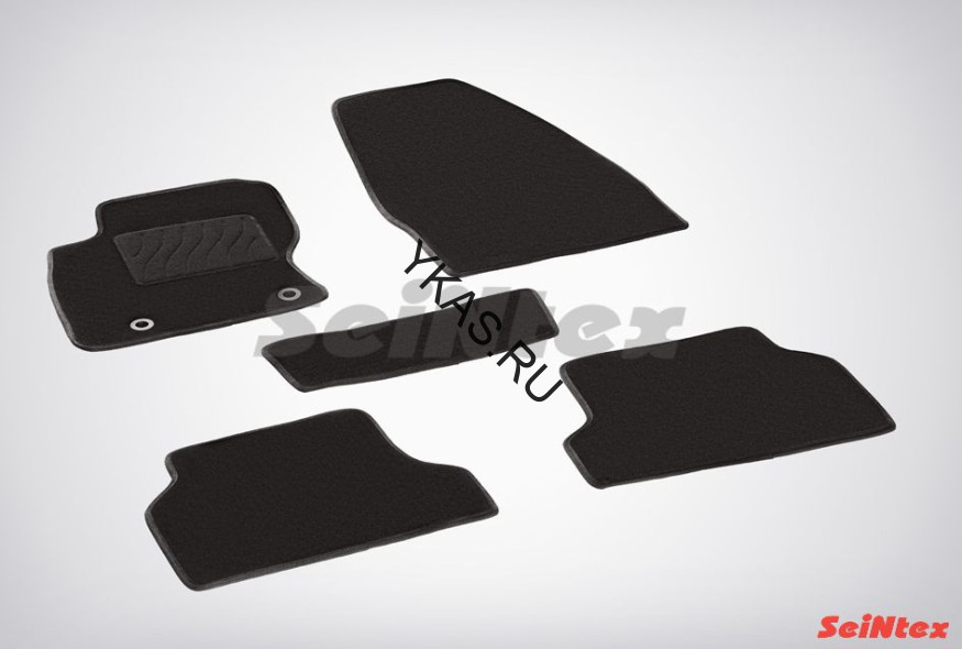 Коврики текстильн. Ford Focus II 2005 -2010г. /компл.5шт./осн.резин./ LUX