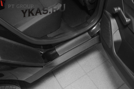 Накладки в проем задних дверей (2 шт) (ABS) RENAULT Duster 2021- предзаказ