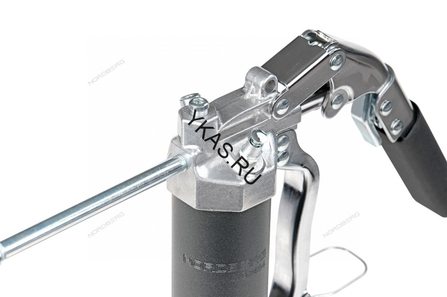 Шприц плунжерный NORDBERG PRO NO2404 для густой смазки (400 мл)