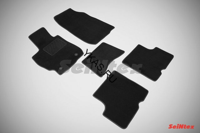 Коврики текстильн. Nissan Almera IV с 2013г-  /компл.5шт./осн.резин./ LUX