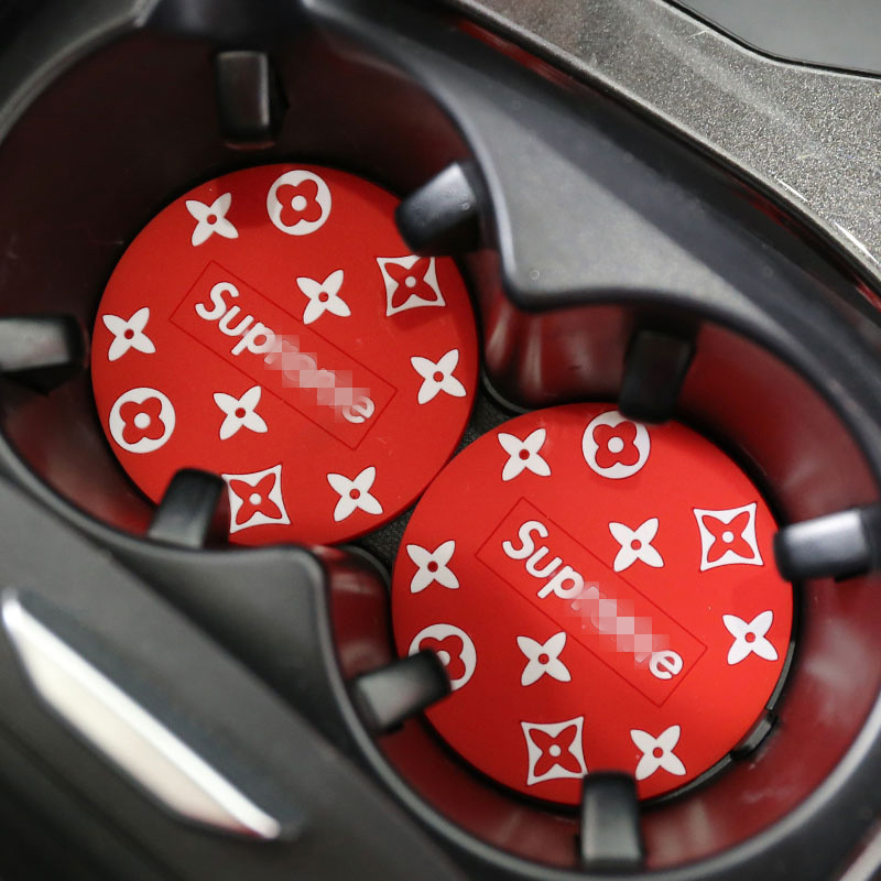 Коврик в подстаканик SUPREME красный (с белыми крестами) 2шт.