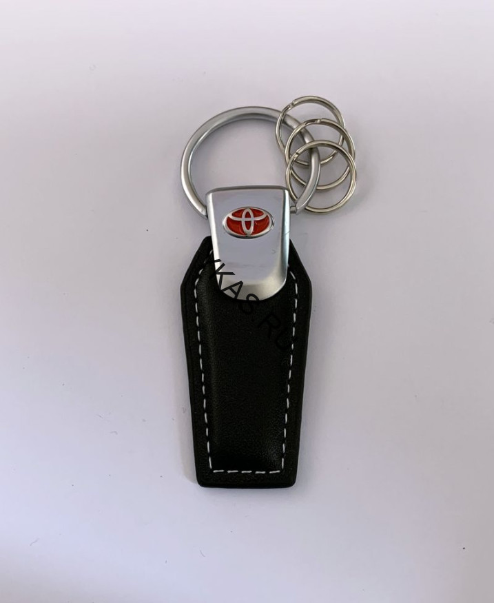 Брелок кожа  трапеция  TOYOTA  Черный