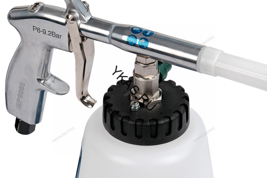 Моющий пистолет NORDBERG NP9005 с гибкой вращающейся насадкой