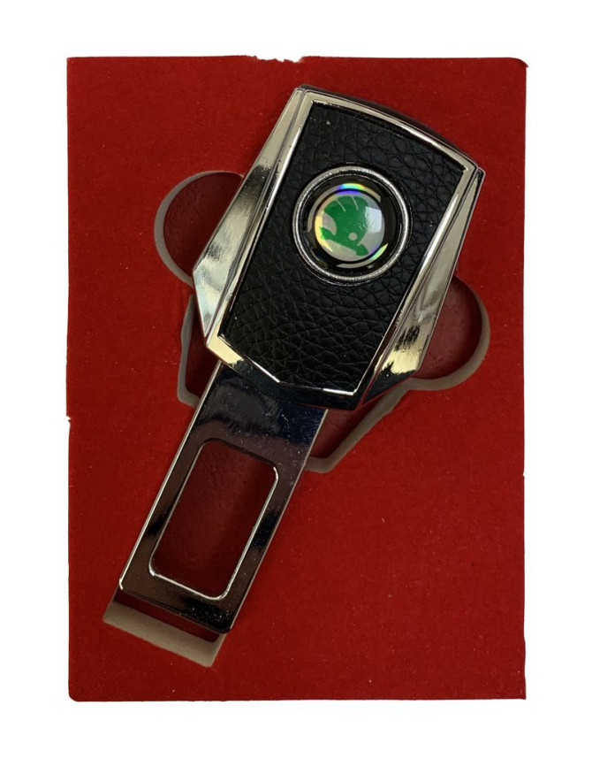 Блокировка ремня безопасности "SKODA"  1шт. (с вставкой)