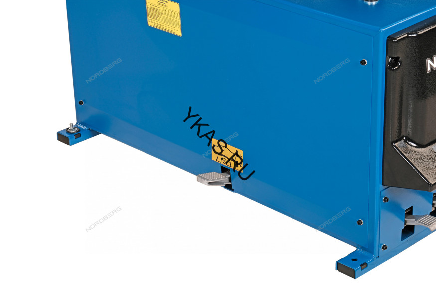 Шиномонтажный полуавтоматический станок NORDBERG 4639,5ID (380В, 2 скорости)