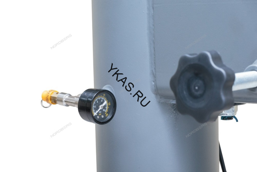 Шиномонтажный полуавтоматический станок NORDBERG 4639 (2 скорости, взрывная подкачка)