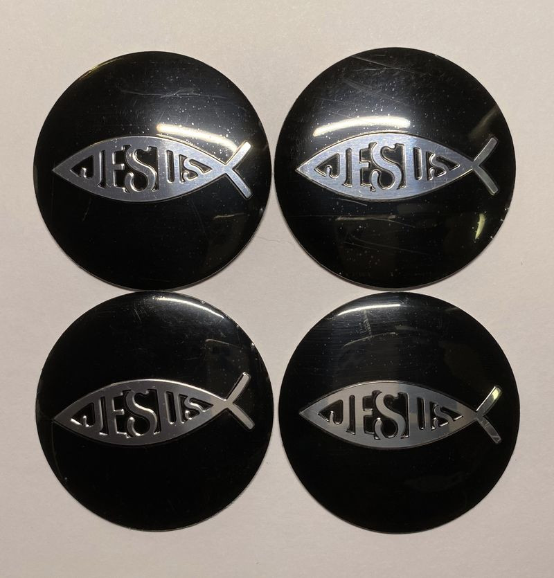Этикетки на диски (метал)  диам. 56,5мм.  "JESUS" черный  (4 шт.)