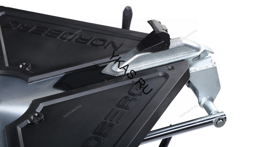 Автоматический шиномонтажный станок NORDBERG 4643ID с "третьей рукой"