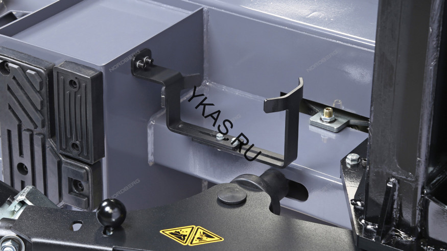 Шиномонтажный станок NORDBERG 4633 с автоматической монтажной головкой