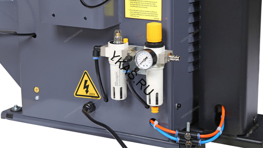 Шиномонтажный станок NORDBERG 4633 с автоматической монтажной головкой