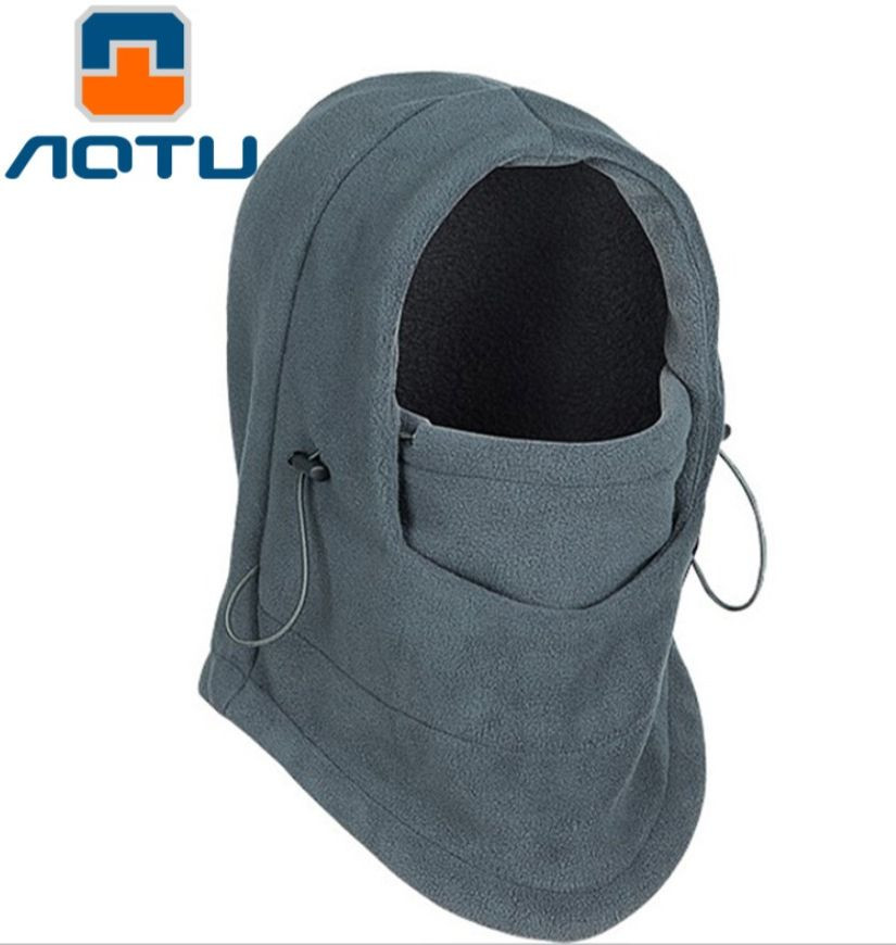 Holiday Шапка флисовая  черный