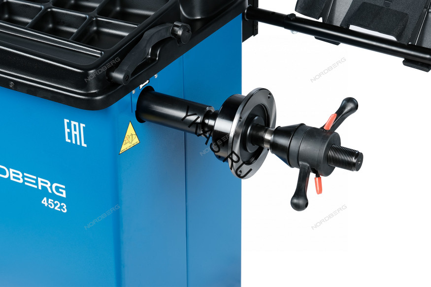 Балансировочный станок NORDBERG 4523 с автоматическим вводом 2-х параметров