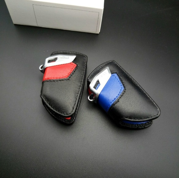 Чехол для ключа зажигания BMW №2 экокожа черно-красный