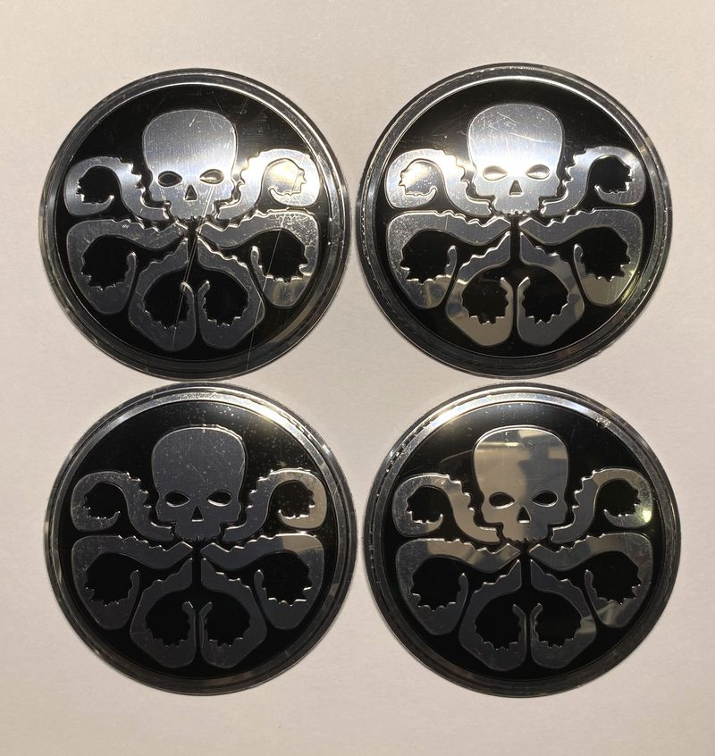 Этикетки на диски (метал)  диам. 56,5мм.  "MEDUZA" черный  (4 шт.)