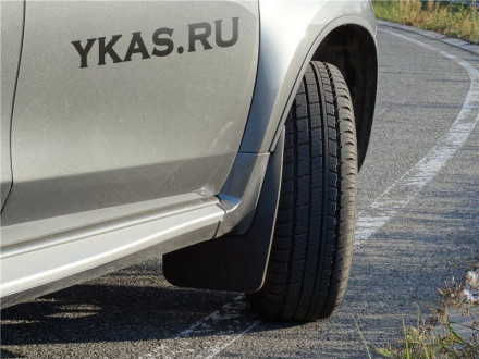 Брызговики передние широкие на Nissan Terrano с 2014 предзаказ
