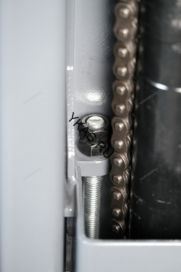 Двухстоечный подъемник NORDBERG N4124AM-4,5G с нижней синхронизацией