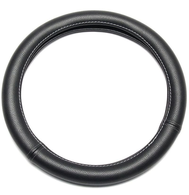 Оплетка на руль  DC  STANDART M  гладкая экокожа черная с белой строчкой