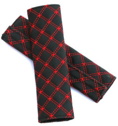 Накладка на ремень безопасности экокожа черная с красной строчкой (2шт.)