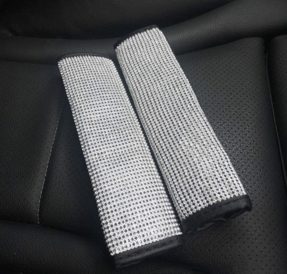 Накладка на ремень безопасности №2 экокожа со стразами (2 шт.)