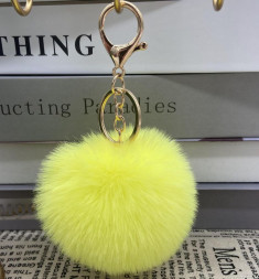 Брелок меховой шар  (1 кольцо+ карабин) 8см, желтый