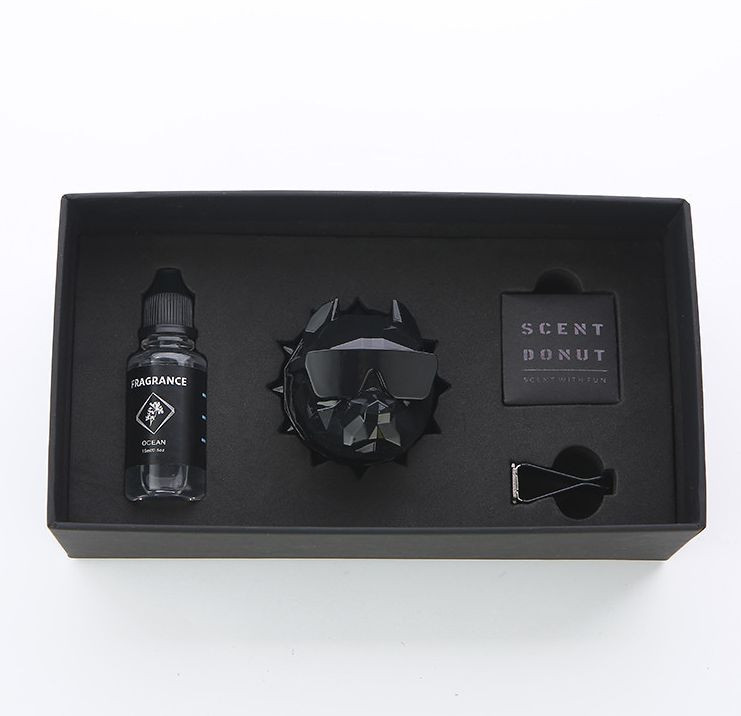 Осв.возд. Carlife собака, черный матовый (на дефлектор)