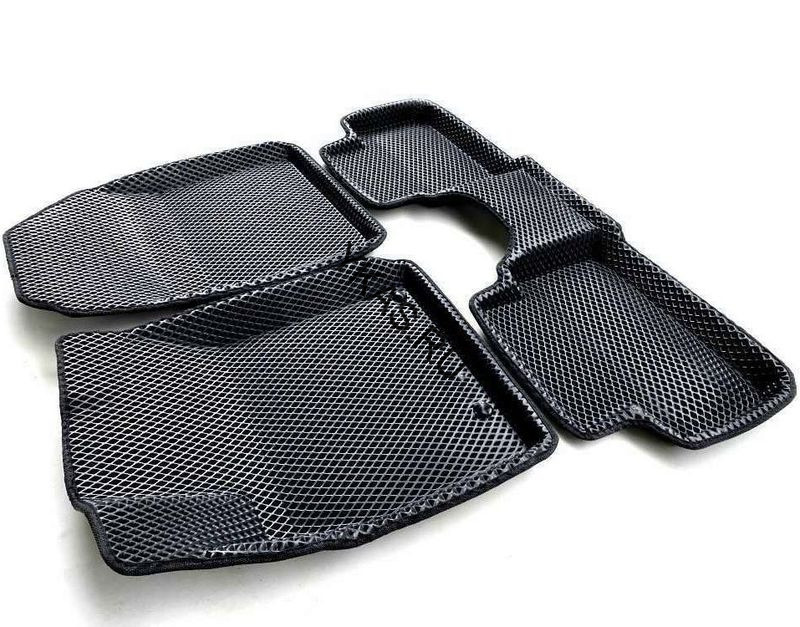 Коврики Hyundai Creta c 2016г-   основа черная, кант черный  EVA 3D