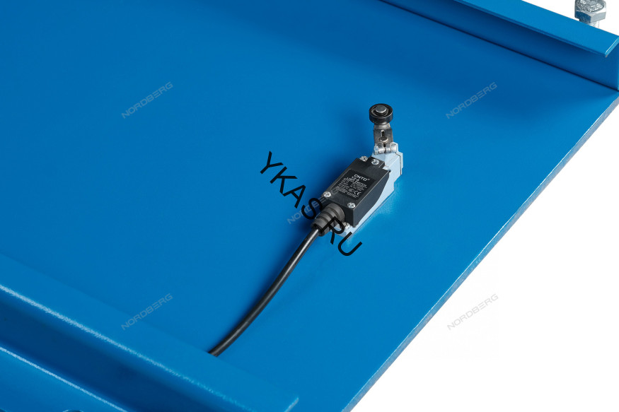 Двухуровневый ножничный подъемник NORDBERG N635-4,5 для сход-развала