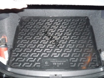 Коврик багажн. Volkswagen Golf 5 HB (05-) (РЕЗИНА)