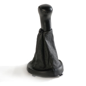 Ручка КПП+пыльн.+рамка пласт. CHEVROLET NIVA  РАМКА БОЛЬШАЯ натур.кожа (Чёрный)