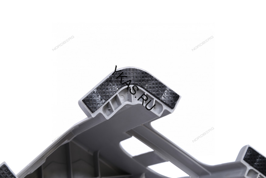 Двухступенчатый табурет-стремянка NORDBERG TL31