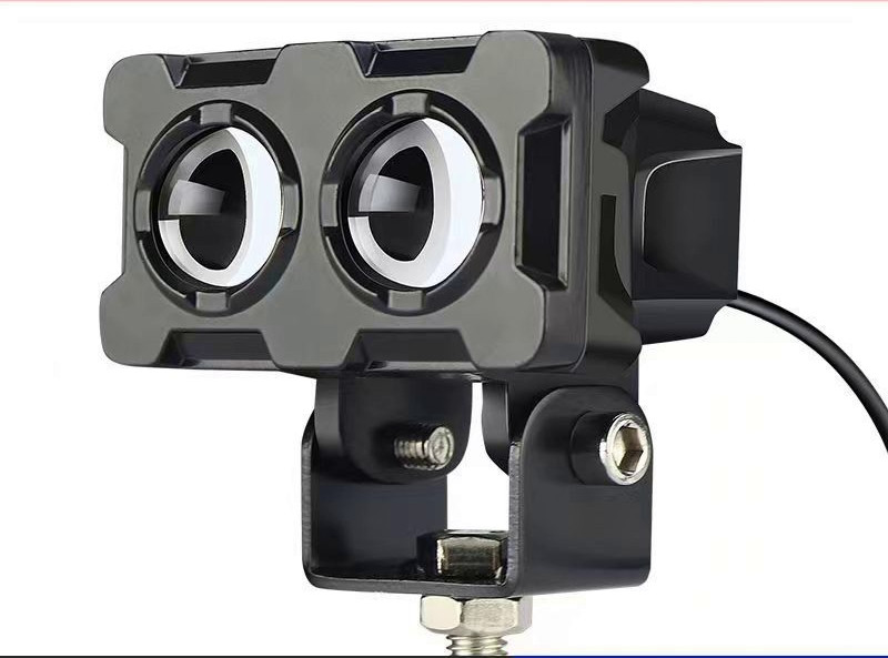 Фара Off Road   ближний + дальный свет   2 CREE, 10W, 1200LM, 6000K  (70*40мм)  12-24V