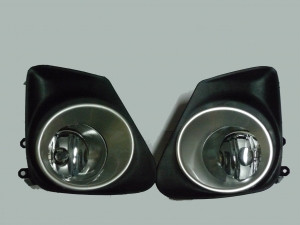 Фары доп.модель Toyota Corolla 2010 с рамками