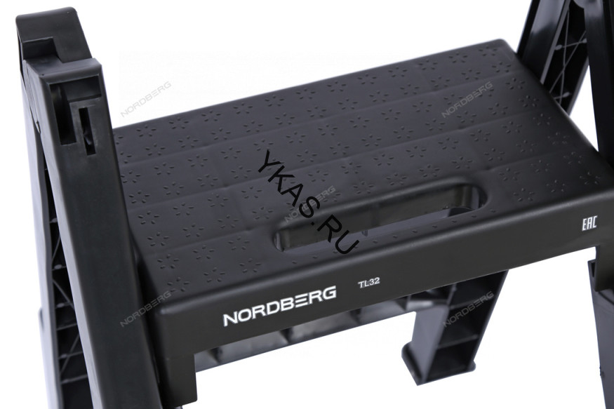 Складной табурет-стремянка NORDBERG TL32 (2 ступени)