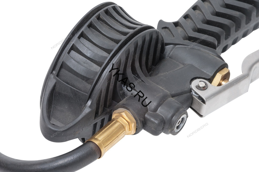 Профессиональный пистолет для подкачки шин NORDBERG TI8D с цифровым манометром