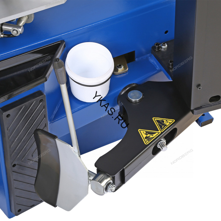 Автоматический шиномонтажный станок NORDBERG 4641N с третьей рукой