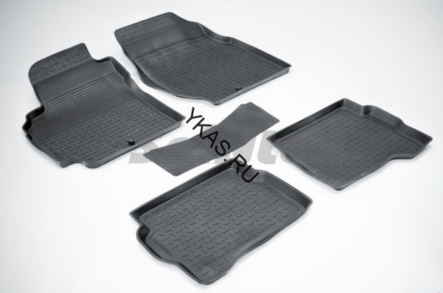 Коврики резиновые   Nissan Almera с 2006-2013г.  БОРТ